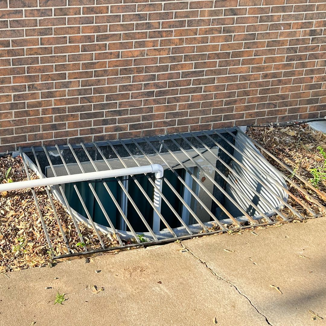unsafe window well